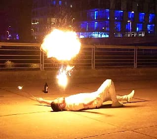 Feuershow mit Mo - Feuershow für deine Veranstaltung